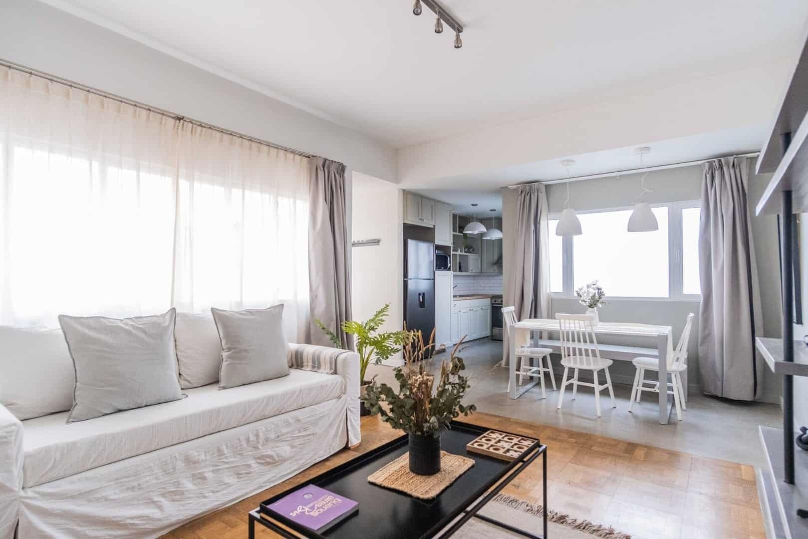 180 - Flat in Recoleta, J. M. Gutierrez St.
